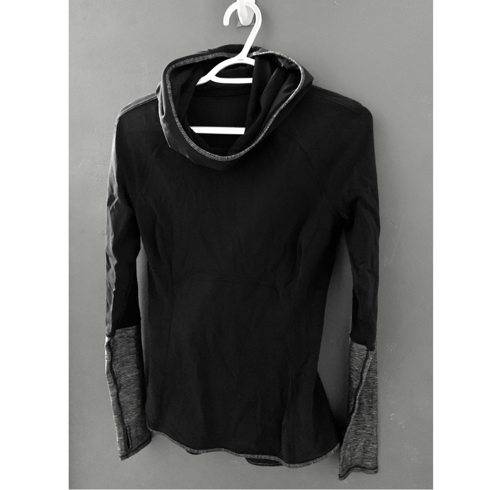 Lululemon Shape Up Nulu Hooded Long Sleeve Pullover Size 6